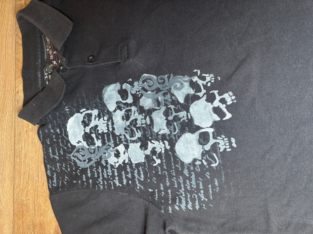 Skater style black and gray printed skull polo