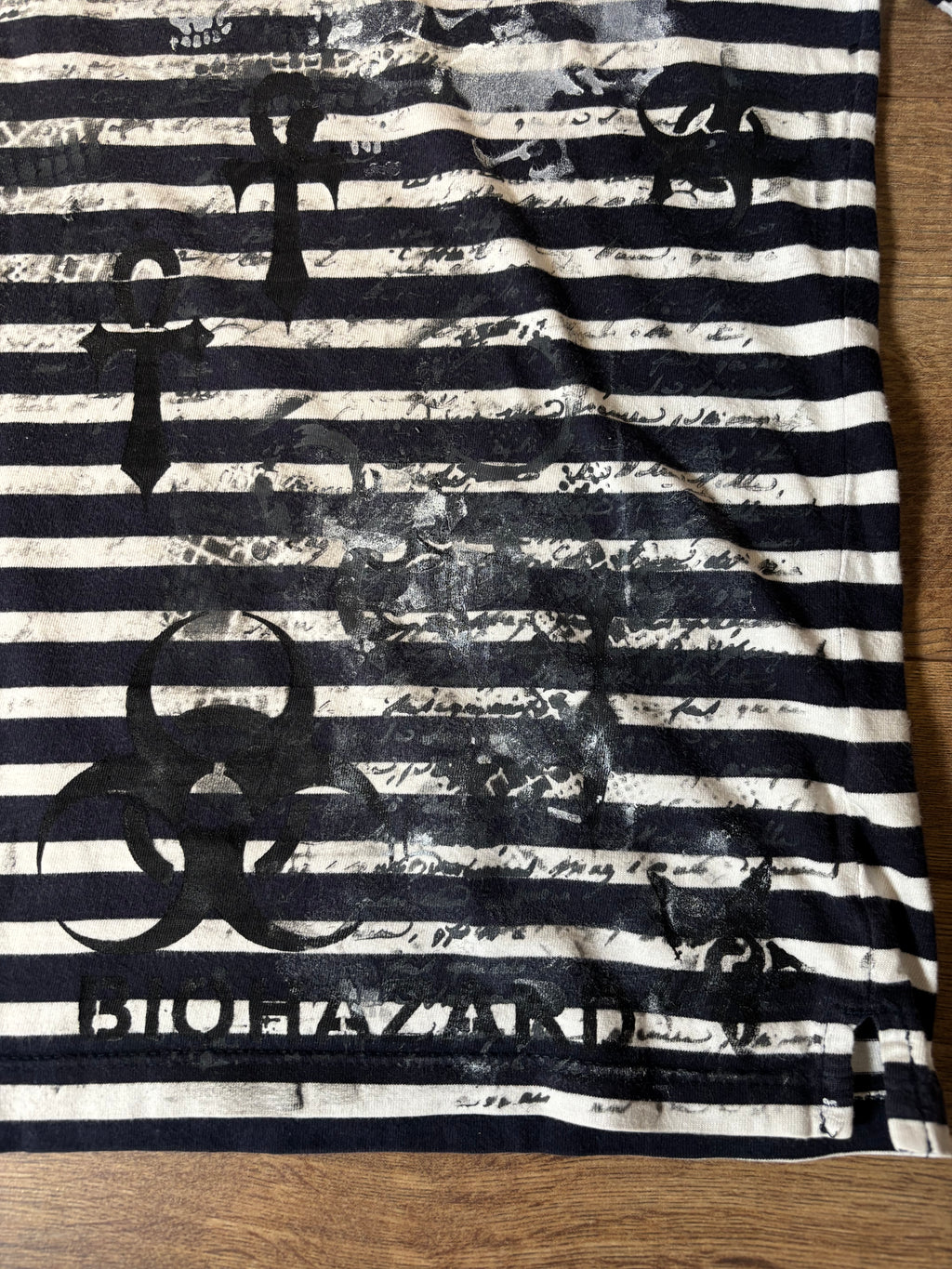 Skater style navy and white striped skull print tshirt