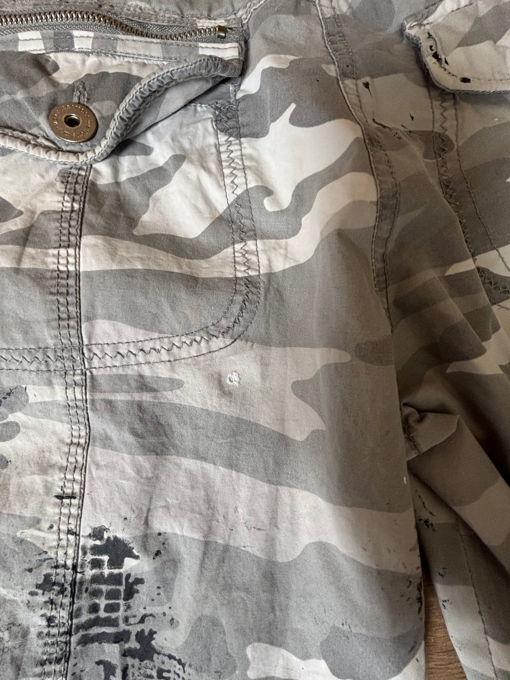 Ladys camo alternative patch horror shorts