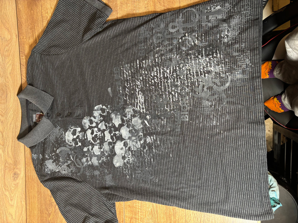 Skater style black and gray striped printed skull polo
