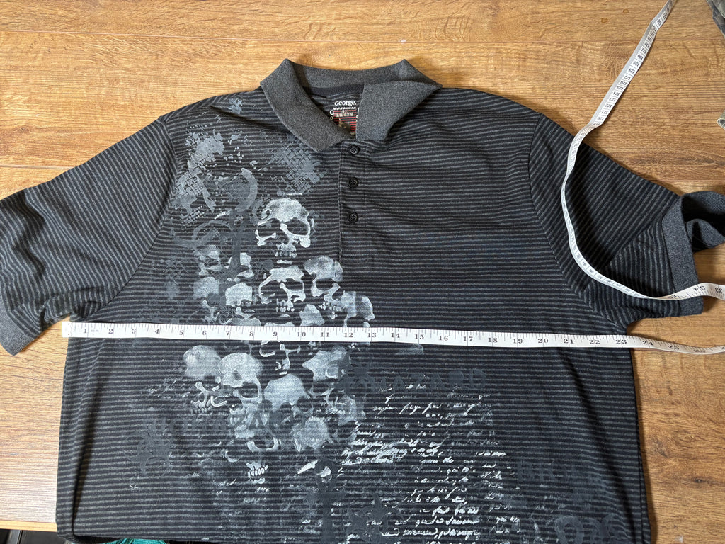 Skater style black and gray striped printed skull polo