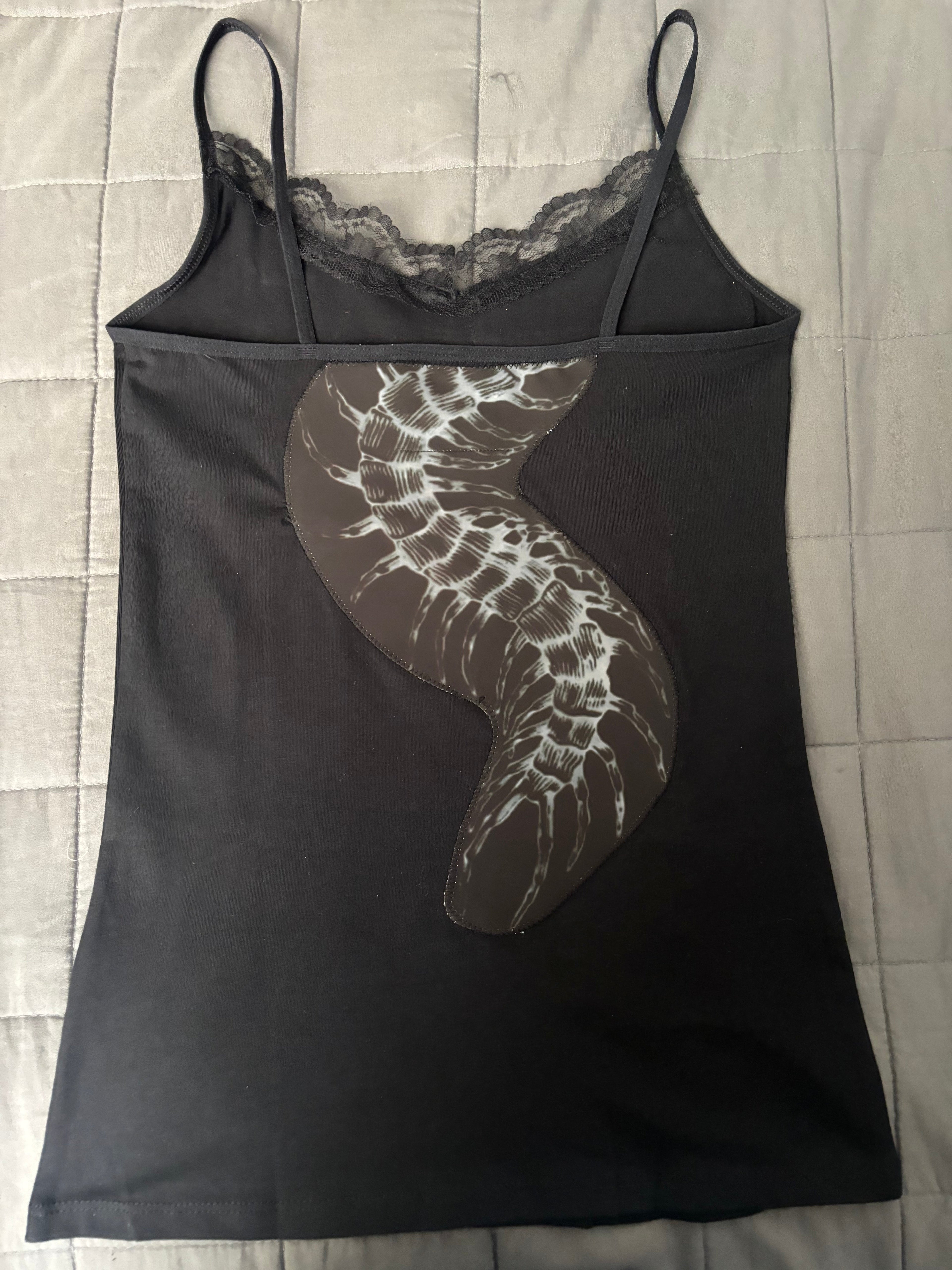 Centerpide and skull patch cami laced tank top