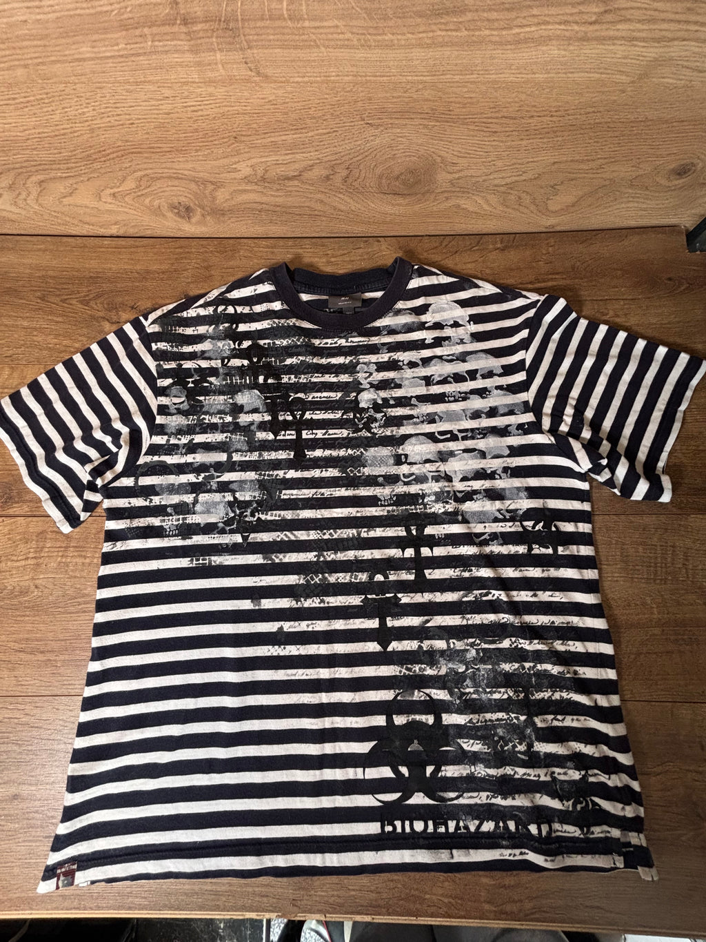 Skater style navy and white striped skull print tshirt