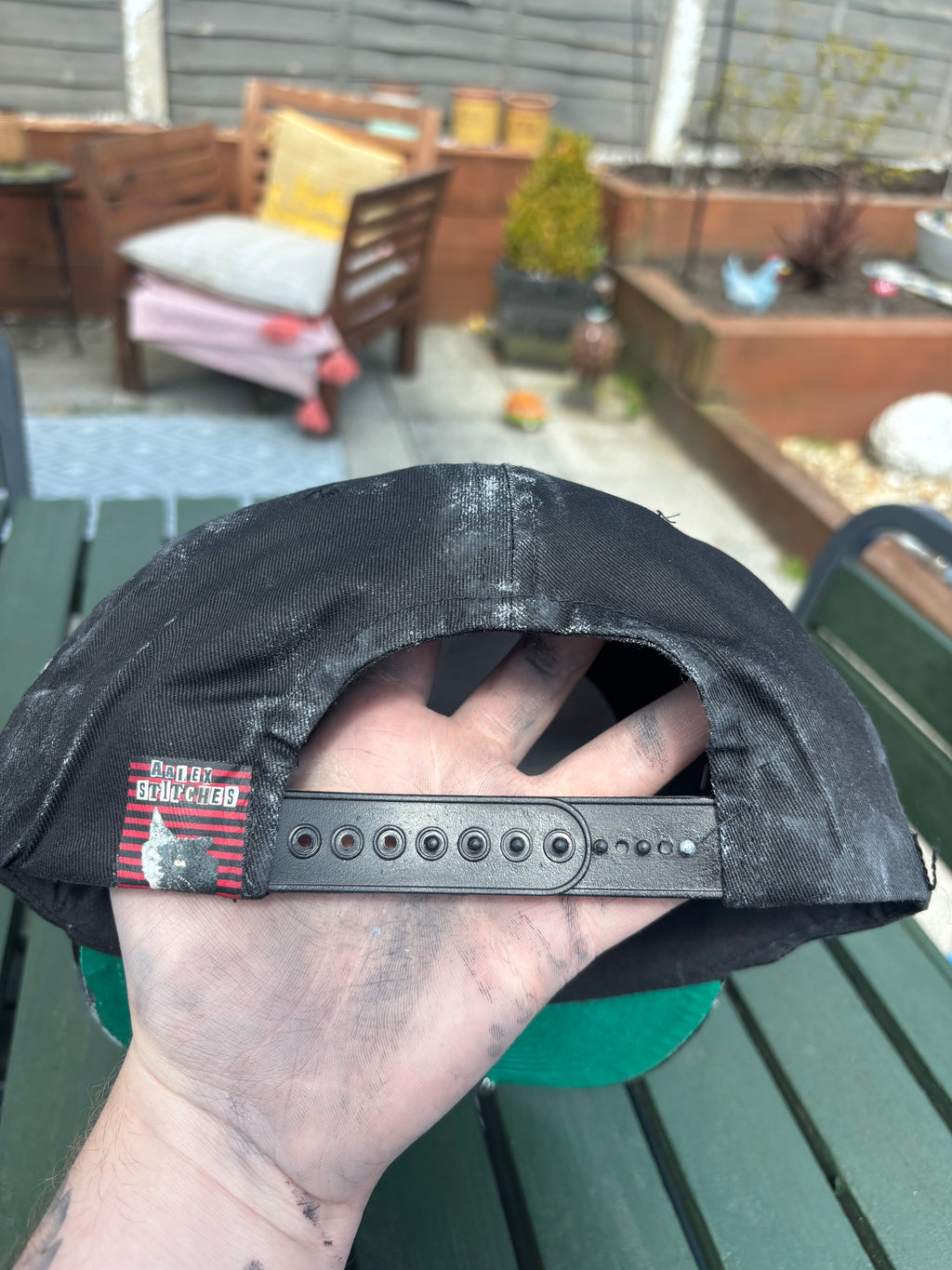 Creepypasta jeffthekiller and Russian sleep experiment hat