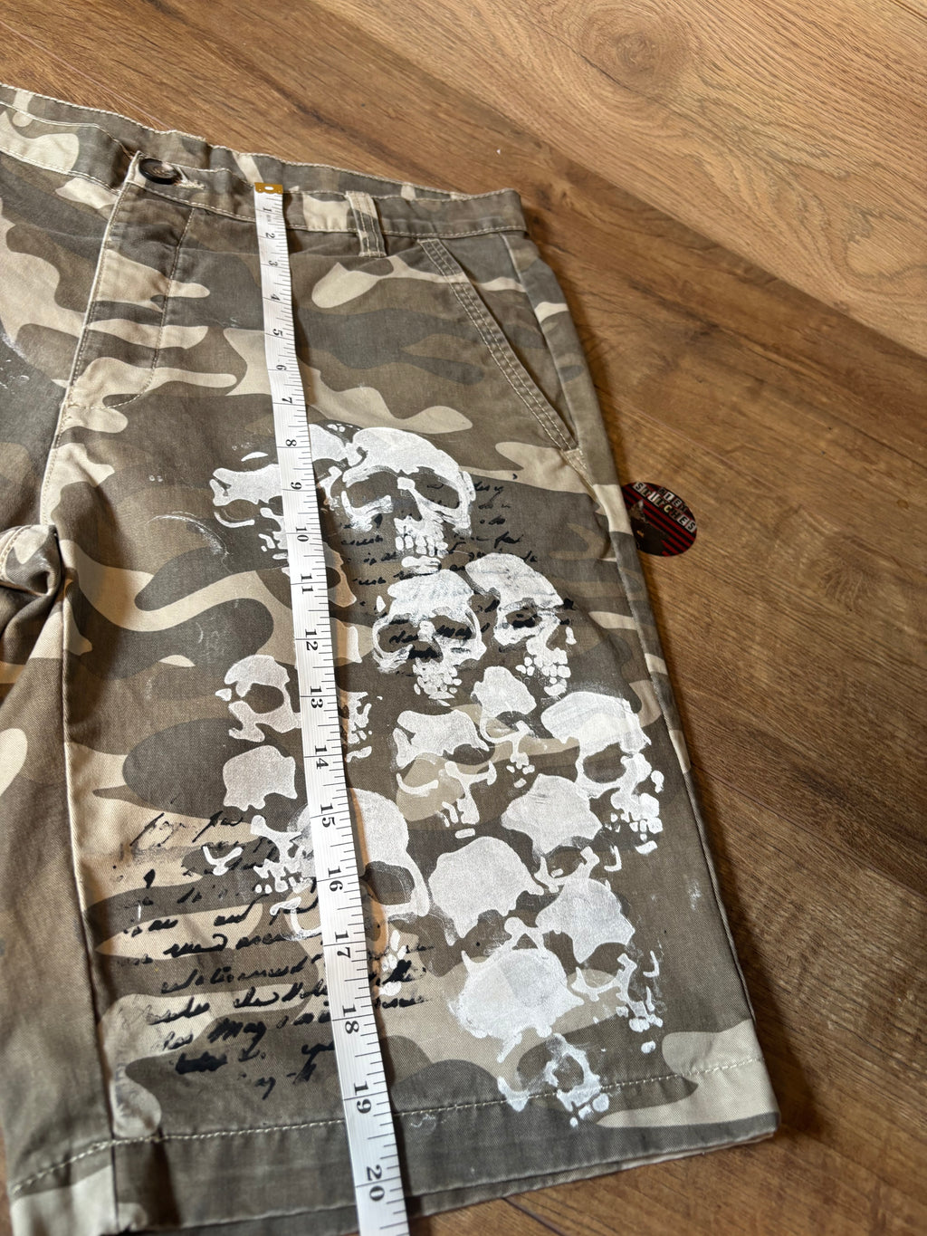 Men’s alternative print shorts